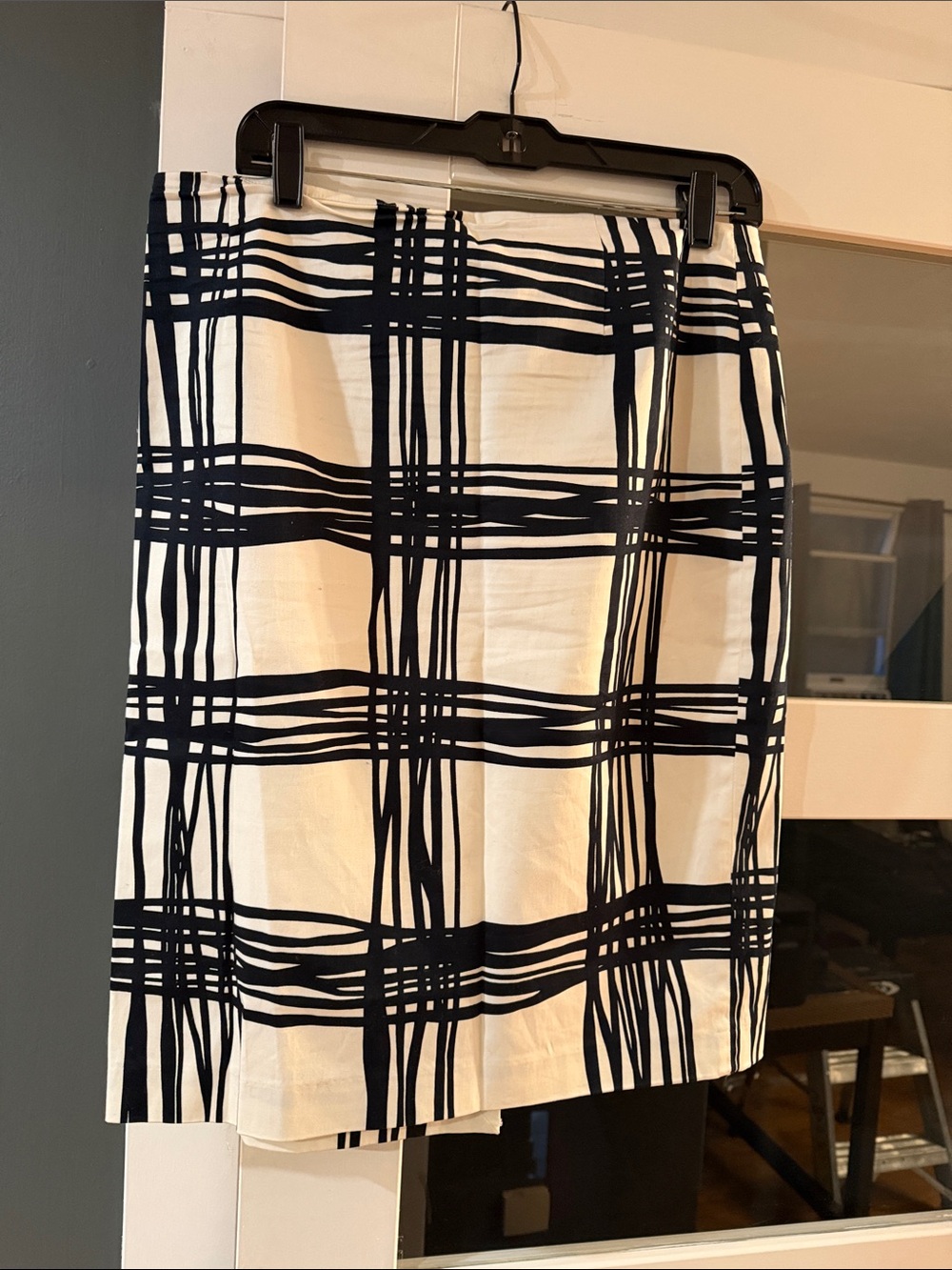 Express Black and White Graphic Plaid Pencil Skirt